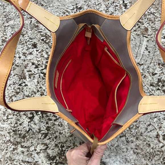 Dooney & Bourke Gray and Tan Shoulder Bag - Picture 5 of 14